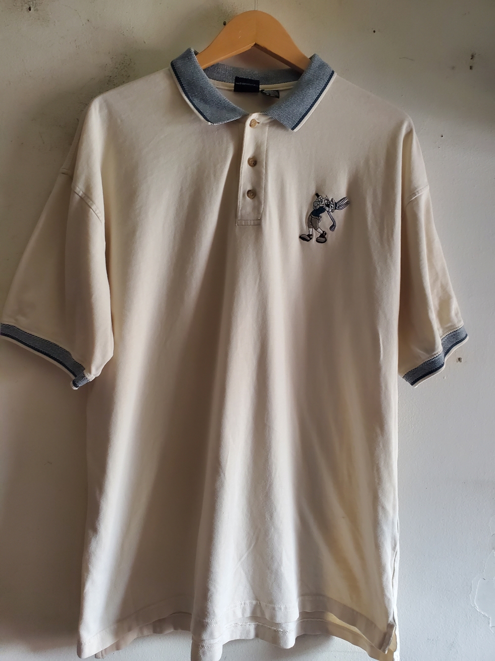 Warner Bros Men's Cream Polo Shirt with Contrast Collar